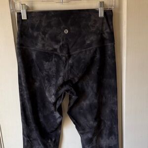 Lululemon High Rise Tights - size 8